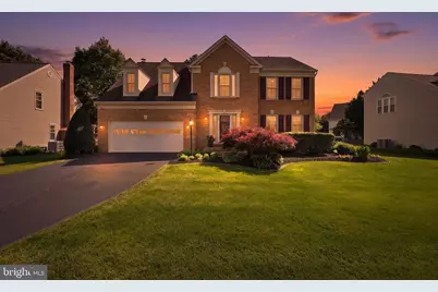 43197 Wayside Circle, Ashburn, VA 20147 - Photo 2