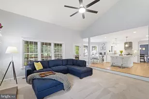 43197 Wayside Cir, Ashburn, VA 20147 - Photo 16