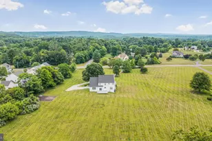 38454 Stone Eden Dr, Hamilton, VA 20158 - Photo 4