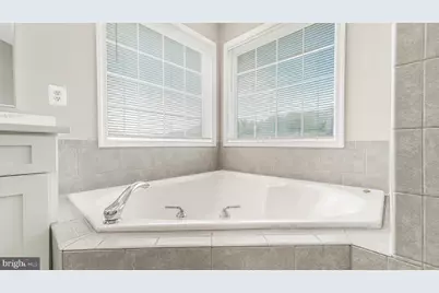 38454 Stone Eden Drive, Hamilton, VA 20158 - Photo 32