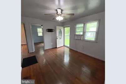 44 S Woodlawn Avenue, Hamilton, VA 20158 - Photo 8