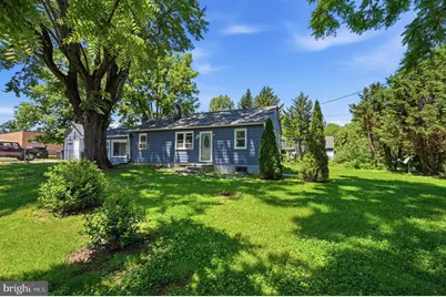 44 S Woodlawn Avenue, Hamilton, VA 20158 - Photo 2