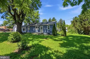 44 S Woodlawn Ave, Hamilton, VA 20158 - Photo 2