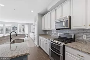 44110 Vaira Terrace, Chantilly, VA 20152 - Photo 6