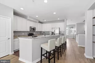 44110 Vaira Terrace, Chantilly, VA 20152 - Photo 4