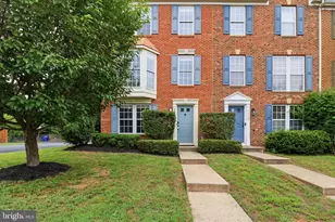 43756 Tolamac Dr, Ashburn, VA 20147 - Photo 2