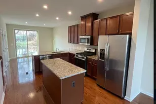 43855 Stubble Cor Sq, Ashburn, VA 20147 - Photo 6