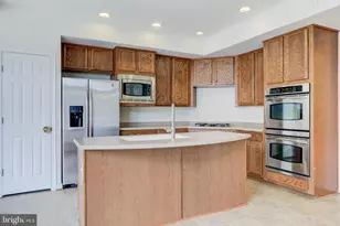 22952 Olympia, Brambleton, VA 20148 - Photo 12