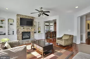 42977 Thornblade Cir, Broadlands, VA 20148 - Photo 8