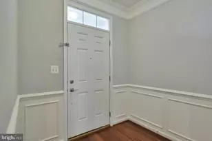 42977 Thornblade Cir, Broadlands, VA 20148 - Photo 2