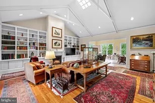20147 Woodtrail Rd, Round Hill, VA 20141 - Photo 6