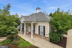 46073 Trefoil Ln, Sterling, VA 20166 - Photo 46