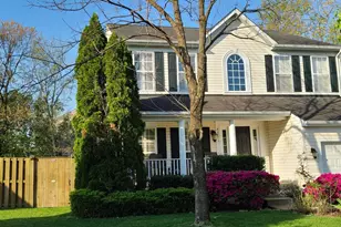 46073 Trefoil Ln, Sterling, VA 20166 - Photo 2