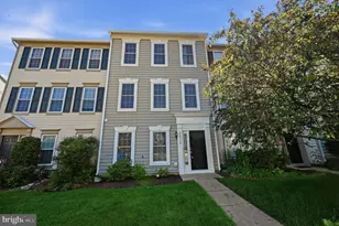 22330 Great Trail Terrace, Sterling, VA 20164 - Photo 2