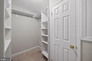 1023 S Hoga Road S, Sterling, VA 20164 - Photo 18