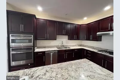 42885 Edgegrove Heights Terrace, Ashburn, VA 20148 - Photo 2