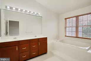 22529 Welborne Manor Square, Ashburn, VA 20148 - Photo 14
