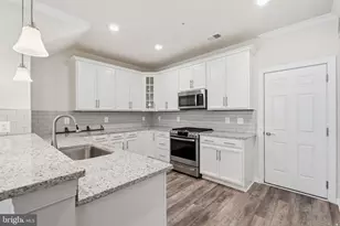 45208 Lettermore Square, Sterling, VA 20166 - Photo 6