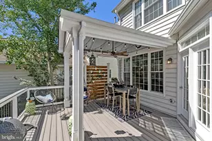 25496 Heathfield Cir, Chantilly, VA 20152 - Photo 36