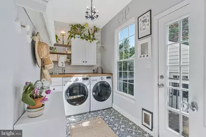 25496 Heathfield Circle, Chantilly, VA 20152 - Photo 14