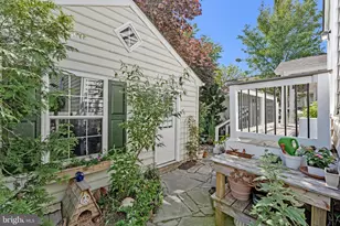 25496 Heathfield Cir, Chantilly, VA 20152 - Photo 40