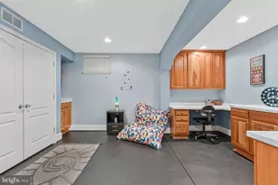 25496 Heathfield Cir, Chantilly, VA 20152 - Photo 32