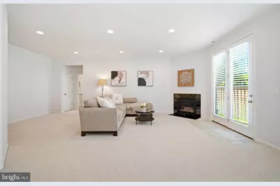 23489 Epperson Square, Brambleton, VA 20148 - Photo 24