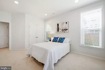 23489 Epperson Square, Brambleton, VA 20148 - Photo 12