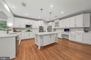 43079 Lago Gallerie Ct, Ashburn, VA 20148 - Photo 44