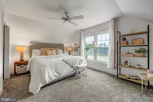 43079 Lago Gallerie Ct, Ashburn, VA 20148 - Photo 92