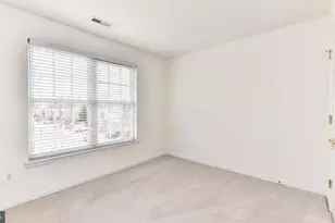 21759 Ladyslipper Sq, Ashburn, VA 20147 - Photo 16