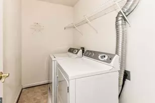 21759 Ladyslipper Sq, Ashburn, VA 20147 - Photo 18