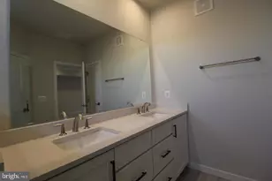 22383 Roanoke Rise Terrace, Ashburn, VA 20148 - Photo 26