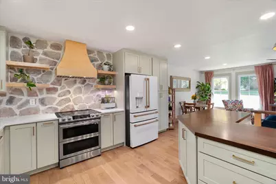 210 S Hughes Street, Hamilton, VA 20158 - Photo 4