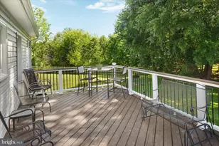 210 S Hughes St, Hamilton, VA 20158 - Photo 18