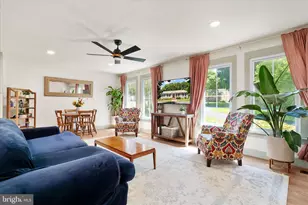 210 S Hughes St, Hamilton, VA 20158 - Photo 6