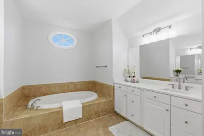 42414 Pine Forest Drive, Chantilly, VA 20152 - Photo 46