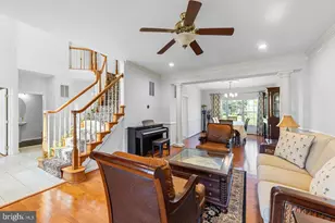 22561 Howardsville Woods Ct, Ashburn, VA 20148 - Photo 6