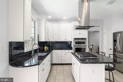 22561 Howardsville Woods Court, Ashburn, VA 20148 - Photo 18