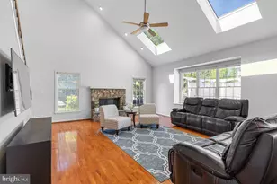 22561 Howardsville Woods Ct, Ashburn, VA 20148 - Photo 20