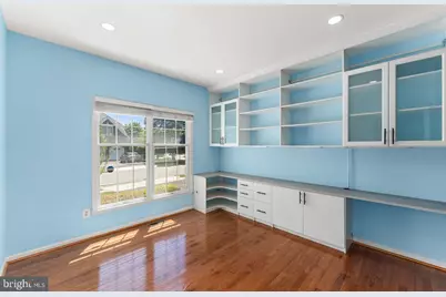 22561 Howardsville Woods Court, Ashburn, VA 20148 - Photo 8