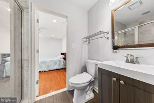 22561 Howardsville Woods Ct, Ashburn, VA 20148 - Photo 34