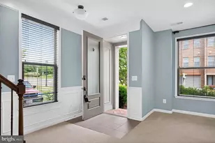23387 Epperson Square, Brambleton, VA 20148 - Photo 4