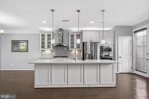 23387 Epperson Square, Brambleton, VA 20148 - Photo 18