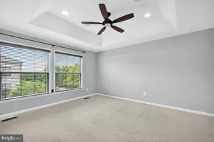 23387 Epperson Square, Brambleton, VA 20148 - Photo 36