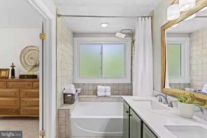 46522 Lynnhaven Square, Sterling, VA 20165 - Photo 22