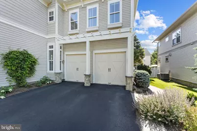 22826 Courtland Park Drive, Brambleton, VA 20148 - Photo 4