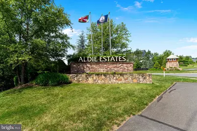 40736 Witherspoon Court, Aldie, VA 20105 - Photo 2