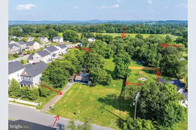 23 S Locust Street, Lovettsville, VA 20180 - Photo 4