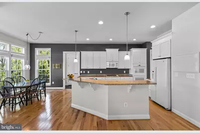 18585 Montague Place, Purcellville, VA 20132 - Photo 10